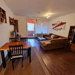 2-Zimmer Messe-Apartment Nbg-Langwasser 60Qm